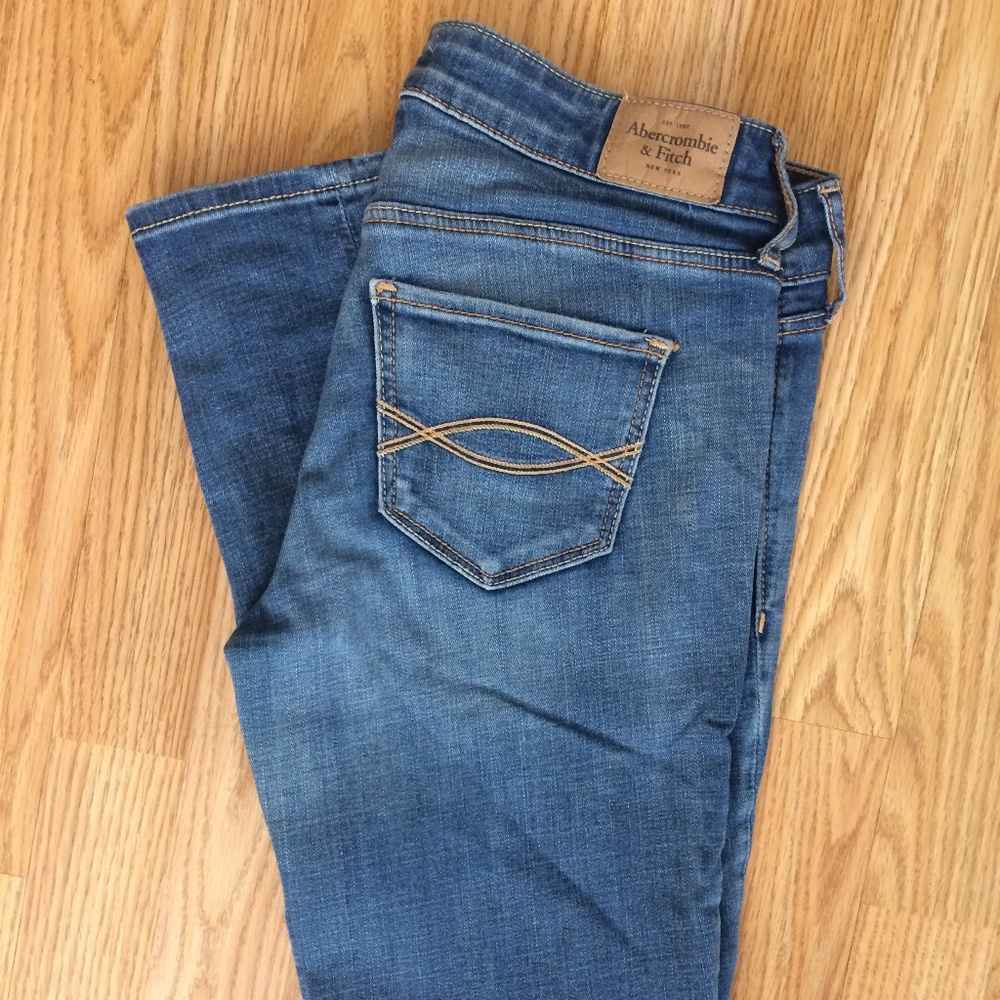Abercrombie & Fitch Alyssa Skinny Jean Size 2R W26